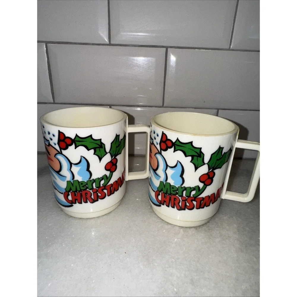 Set Of 2 Vintage Melamine SANTA CLAUS Merry Christmas HoHoHo CUP DEKA INC OLA005